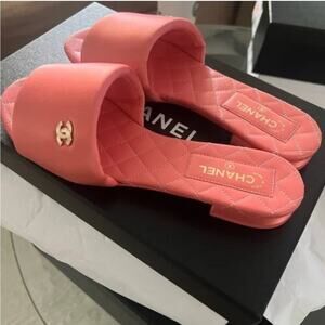 Authentic 22P Chanel satin sandals mules slides 38 C